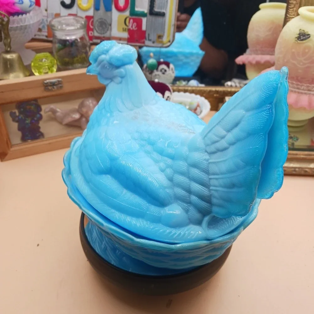Vintage VALLERYSTHAL Blue Slag Glass Hen On Nest Covered Dish 8.5